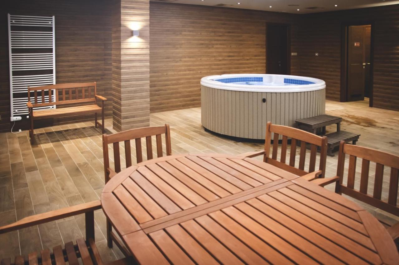 Apartman Rezidence Moser-Free Parking Garage Karlovy Vary Ngoại thất bức ảnh